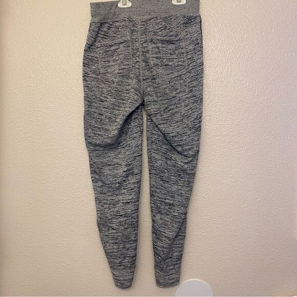 Athleta gray woman’s Techie Jogger Pants pull on drawstring with pockets- XXS - Picture 3 of 11
